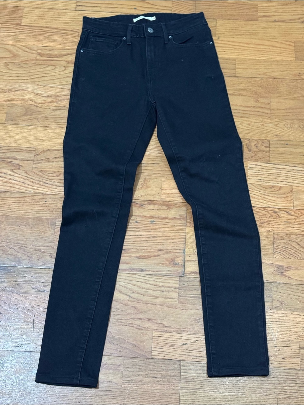 Levi’s 721 High Rise Skinny Jeans woMen's Black Slim Jeans in size 28